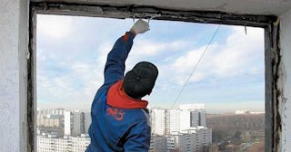 Демонтаж остекления балкона в Мичуринске - цена от 561 руб. - Сварной-Мчр